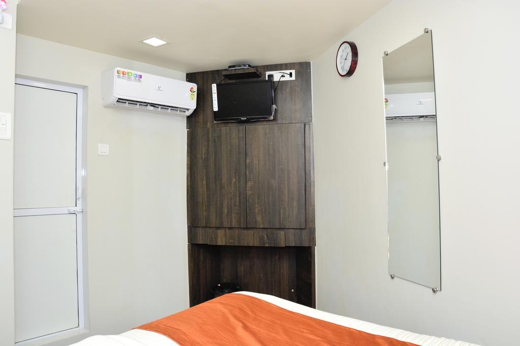 Premier Inn Мумбай Екстериор снимка
